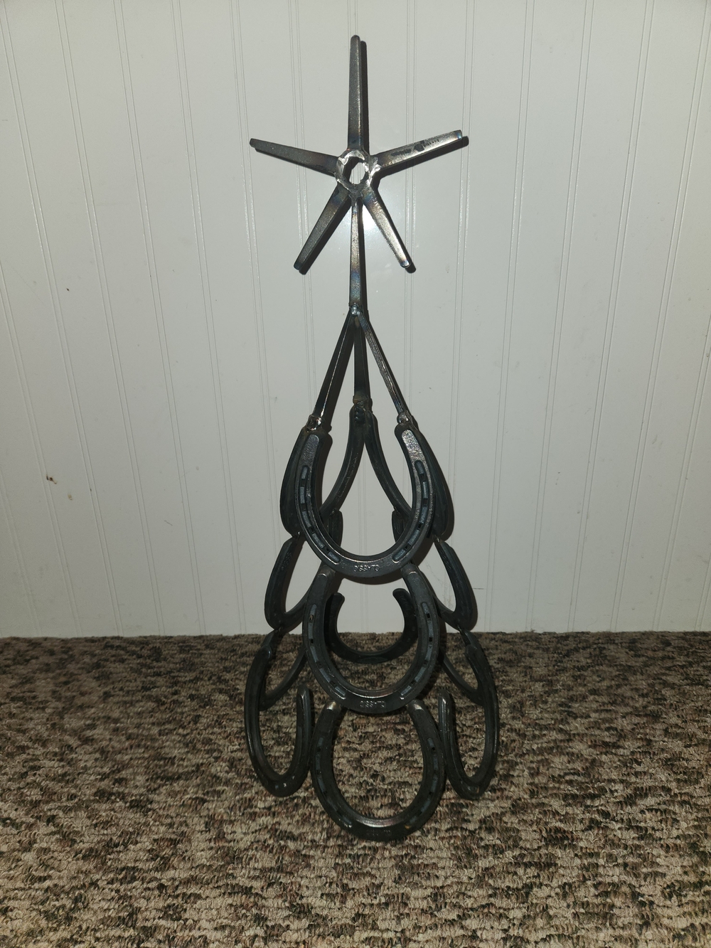 Handcrafted Horseshoe Tree Sculpture - Decorative Home Art